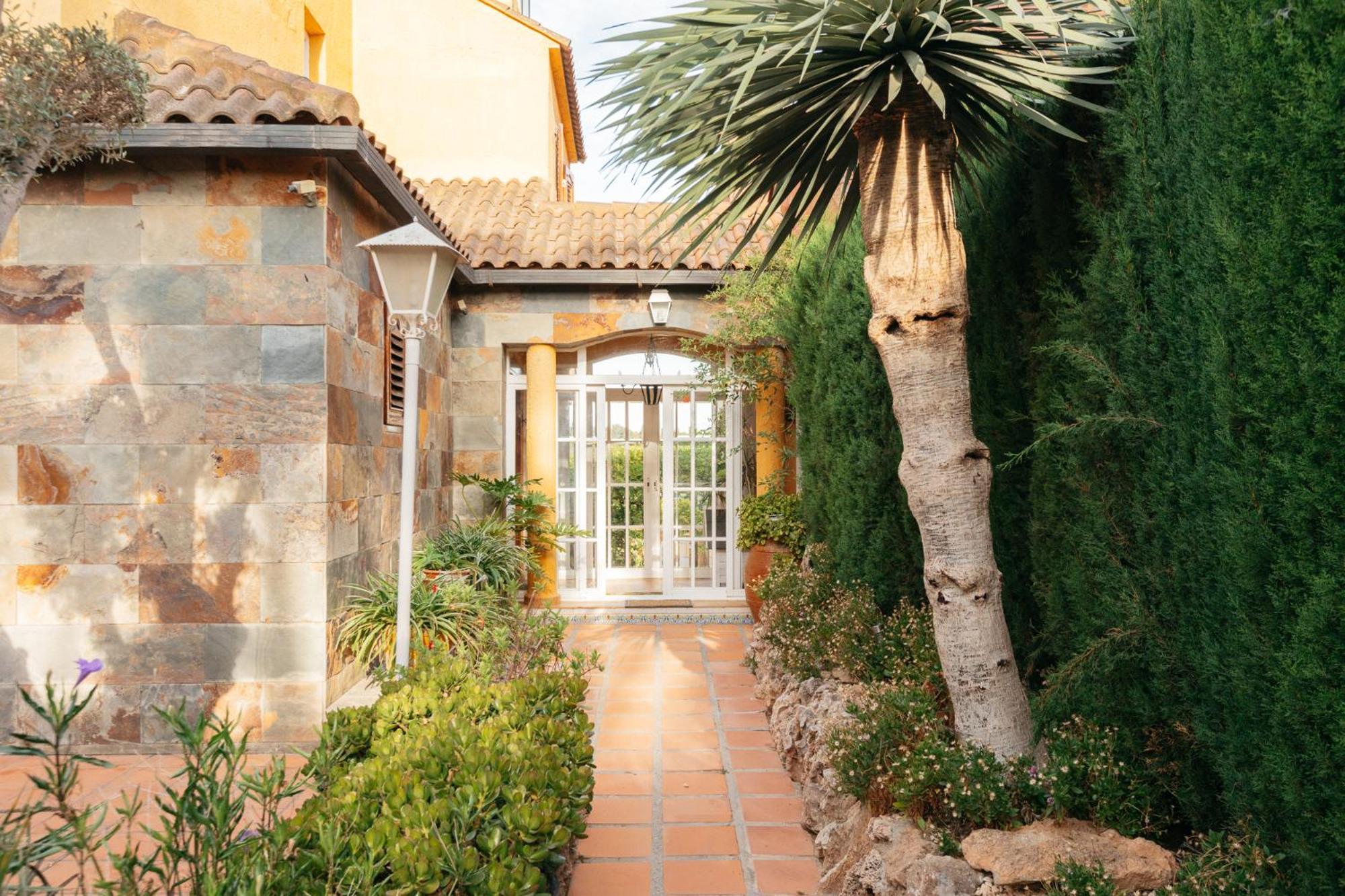 Chalet, Villa Rodeada De Naturaleza Piscina A Doce Klm De Valencia Y 7 Del Aeropuerto Dış mekan fotoğraf